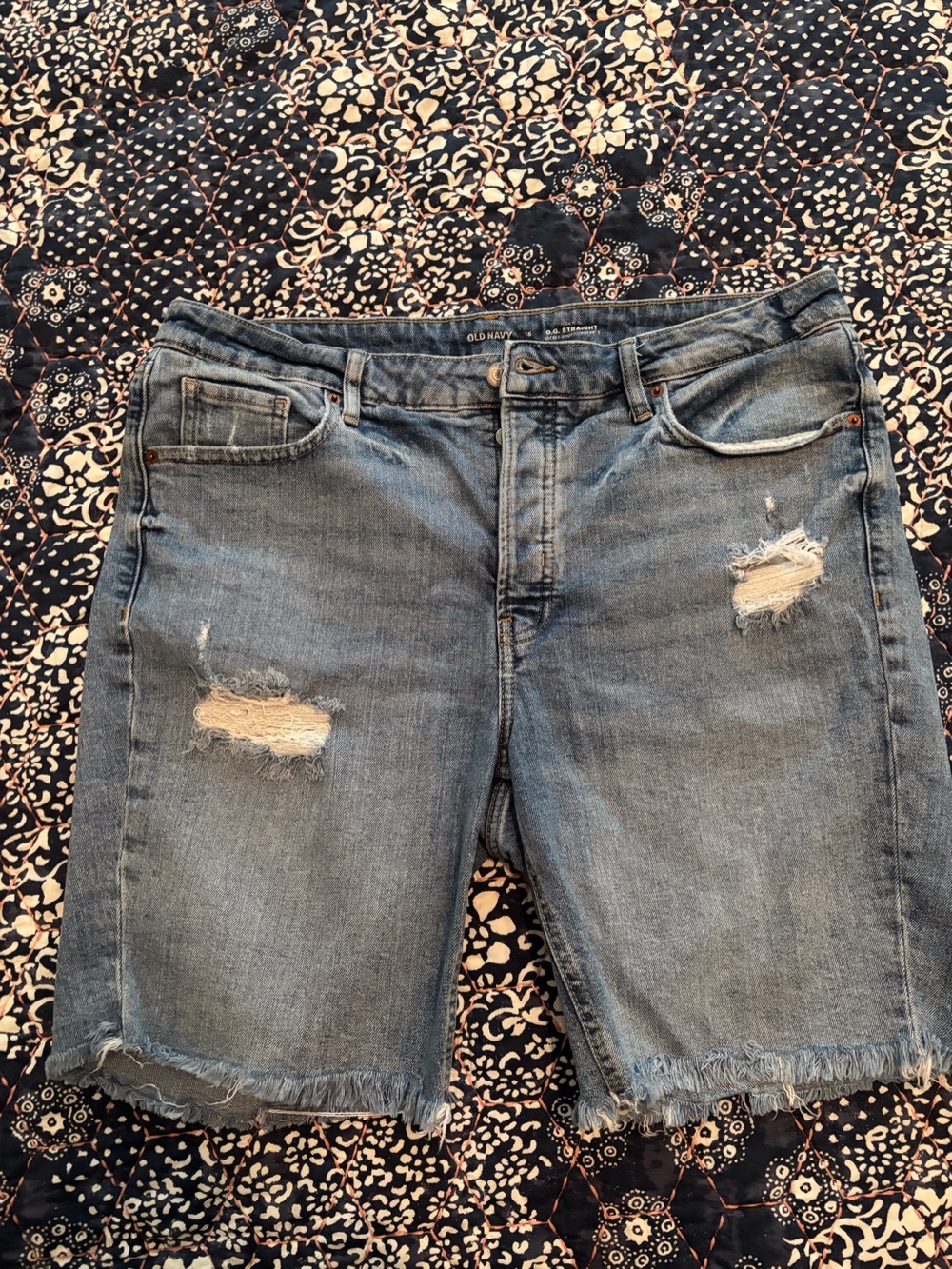 Old Navy Women’s Light Blue Distressed Denim Jean Shorts